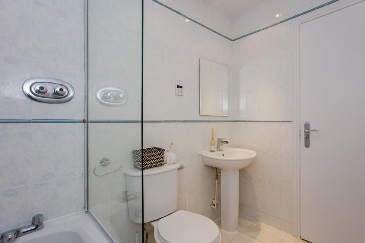The Sparkford Gardens - Lovely 2Bdr With Balcony Londres Extérieur photo