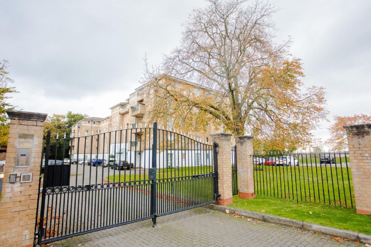 The Sparkford Gardens - Lovely 2Bdr With Balcony Londres Extérieur photo